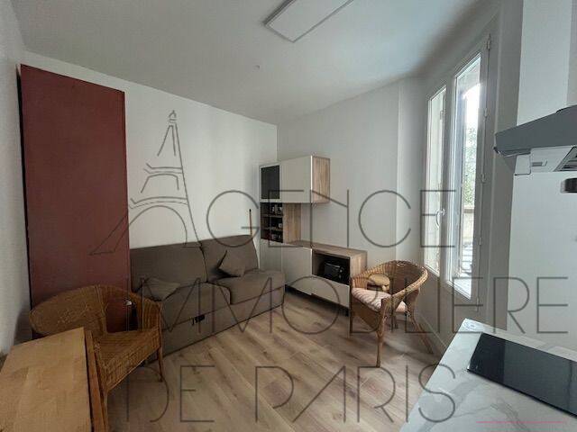 Location Appartement studio 1 pièce 14 m² Paris 15e Arrondissement 75015