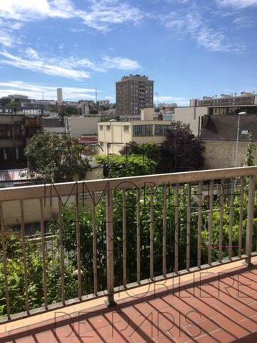Location Appartement studio 1 pièce 24.43 m² Gentilly 94250