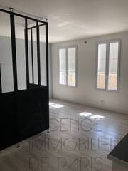 Location Appartement studio 1 pièce 26.45 m² Paris 15e Arrondissement 75015