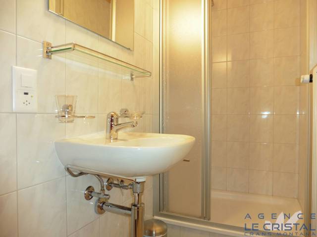Location de vacances Chalet 6 personnes 110 m² Crans-Montana 3963