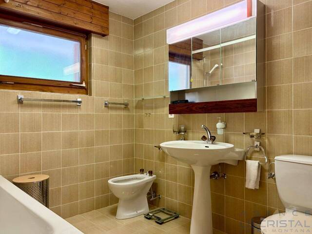 Buy Appartement 3 pièces 110 m² Lens 1978