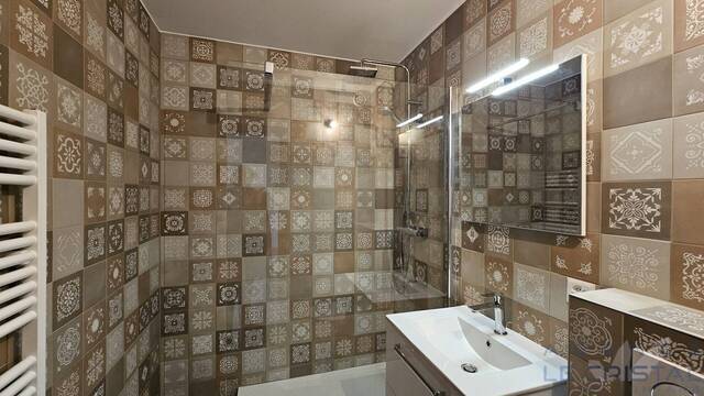 Location Appartement 2 pièces 75 m² Crans-Montana 3963