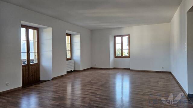 Location Appartement 2 pièces 75 m² Randogne 3975