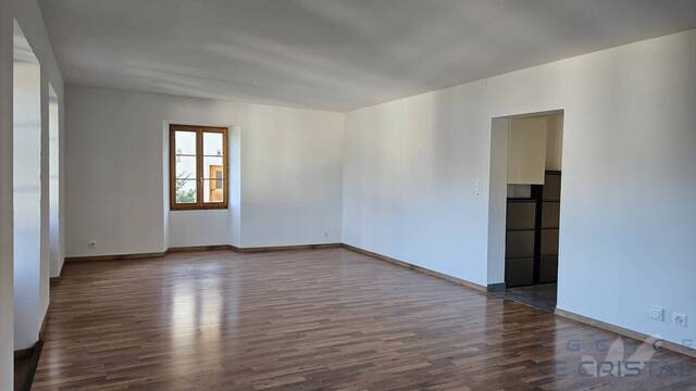 Location Appartement 2 pièces 75 m² Randogne 3975