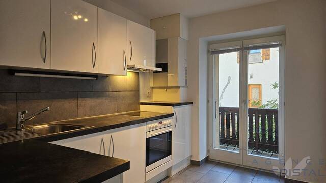 Location Appartement 2 pièces 75 m² Randogne 3975