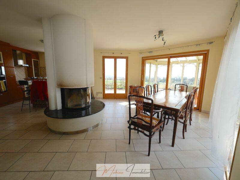 Vendu Maison individuelle 5 pièces 100 m² Gex 01170