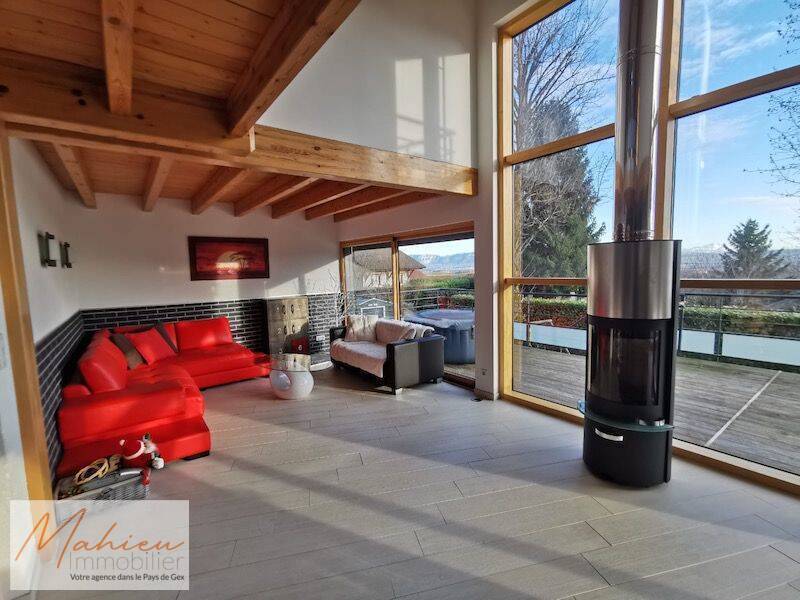 Sold Individual house 6 rooms 174 m² Péron 01630