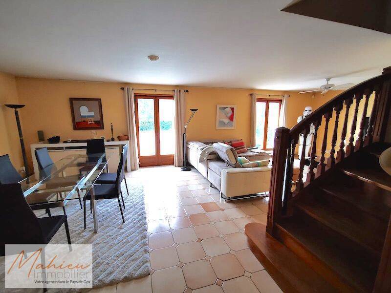 Sold Individual house 5 rooms 180 m² Ornex 01210