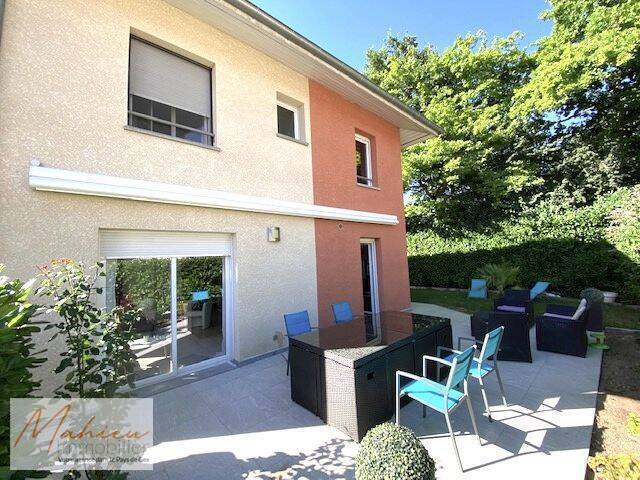 Vendu Maison individuelle 5 pièces 111 m² Prévessin-Moëns 01280