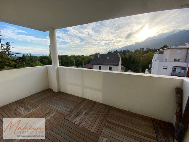 Vendu Appartement t3 62 m² Cessy 01170