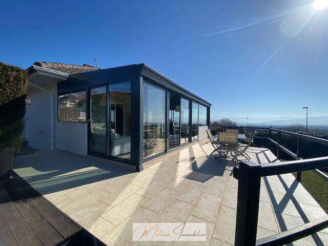 Sold Individual house 6 rooms 187 m² Grilly 01220