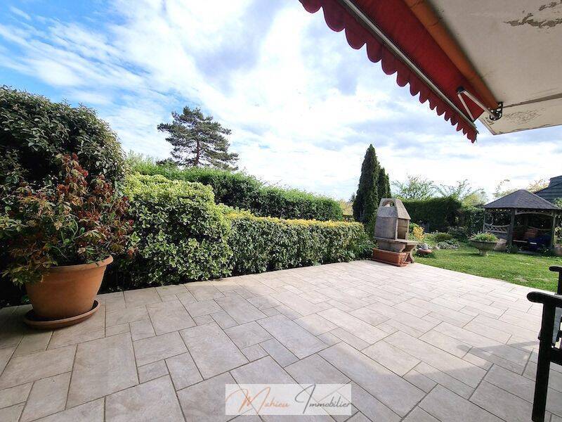 Sold Apartment t3 70 m² Ornex 01210