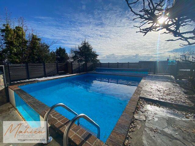 Vendu Maison individuelle 7 pièces 180 m² Sauverny 01220