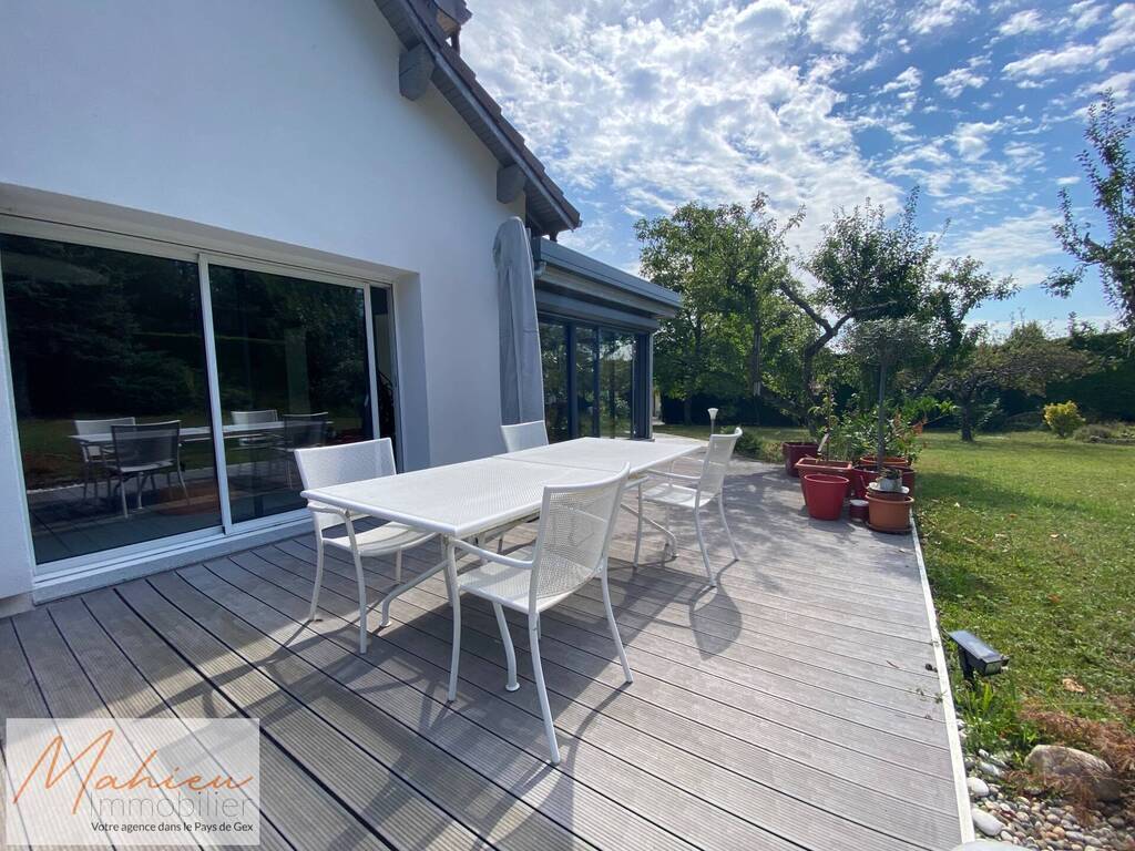 Vente Maison individuelle 6 pièces 215 m² Prévessin-Moëns 01280