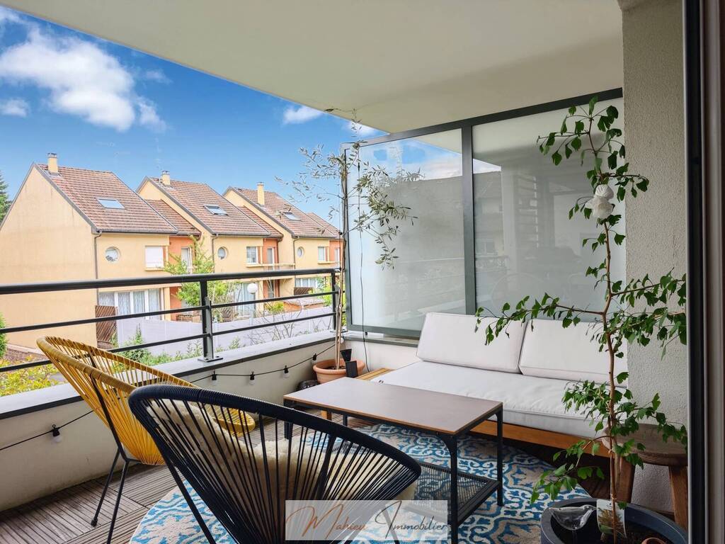 Buy Apartment t3 71 m² Saint-Genis-Pouilly 01630