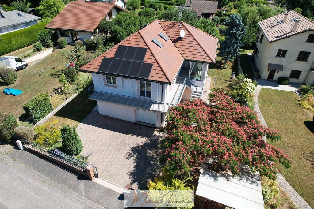 Vente Maison individuelle 8 pièces 222 m² Ornex 01210