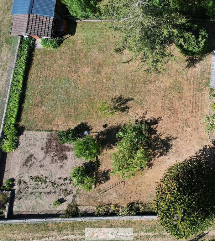 Buy Land Saint-Genis-Pouilly 01630