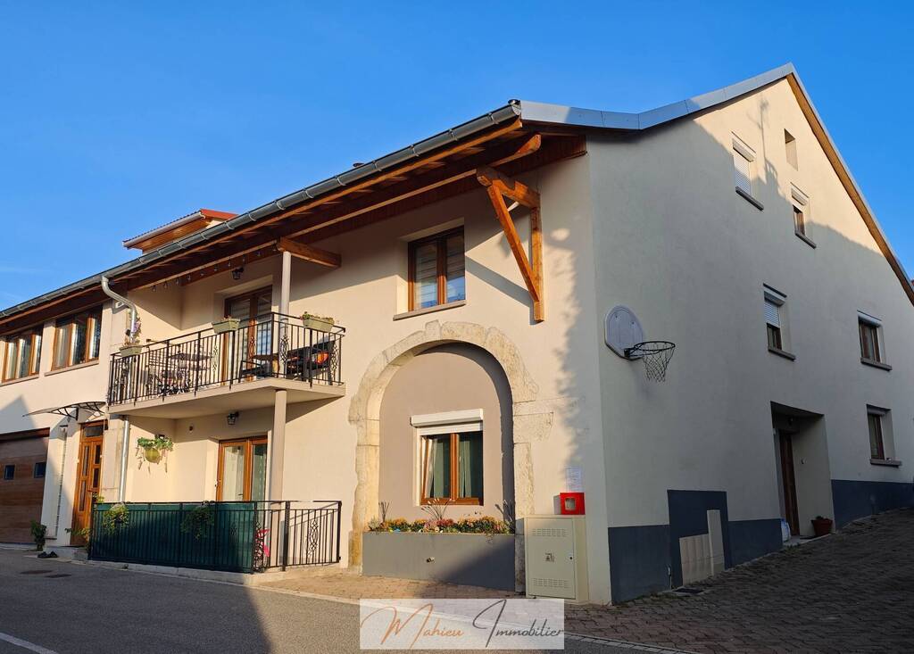 Vente Maison ancienne 5 pièces 144 m² Gex 01170