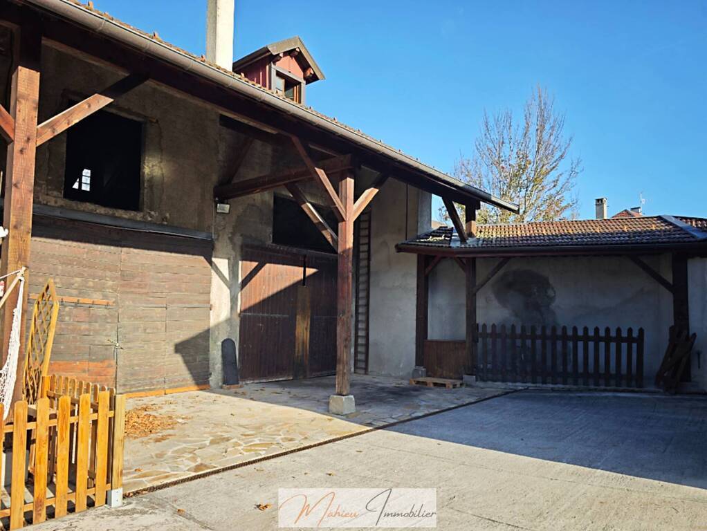 Buy House barn 280 m² Gex 01170