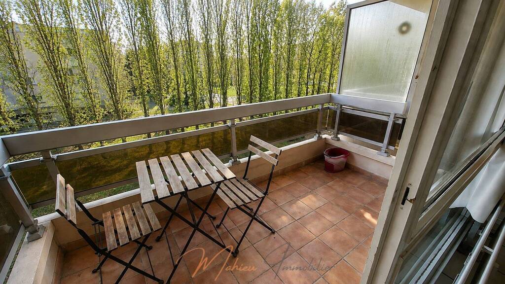 Vente Appartement 2 pièces 45.83 m² Ferney-Voltaire 01210