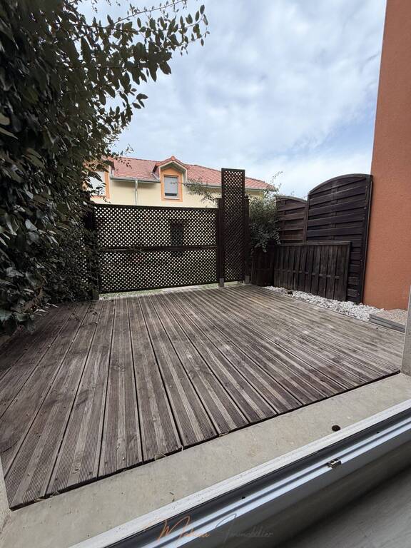 Location Appartement duplex 3 pièces 61 m² Prévessin-Moëns 01280