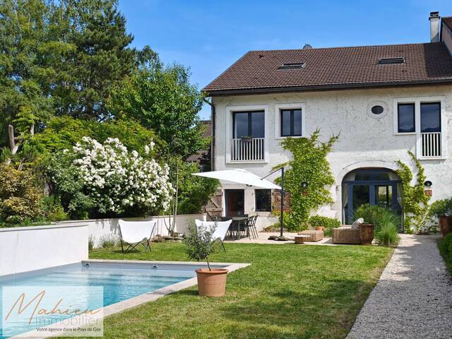 Vente Maison 5 pièces 294 m² Ornex 01210
