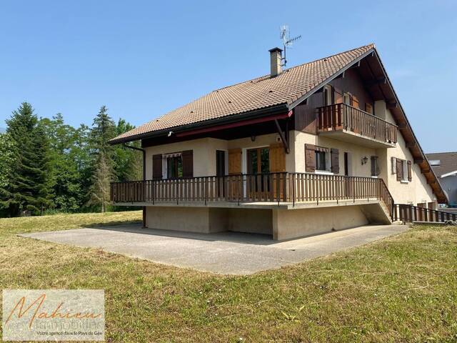 Vente Maison individuelle 8 pièces 200 m² Saint-Genis-Pouilly 01630