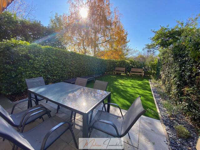 Buy Apartment t2 34 m² Saint-Jean-de-Gonville 01630