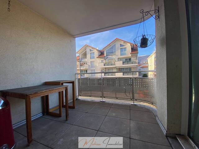 Buy Apartment t3 103 m² Saint-Genis-Pouilly 01630