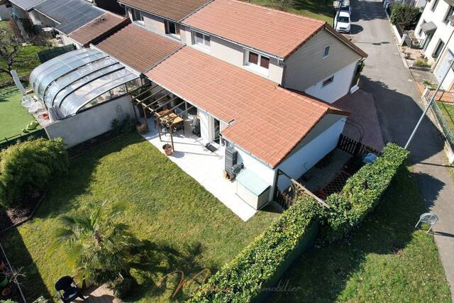 Vente Maison 6 pièces 125 m² Versonnex 01210