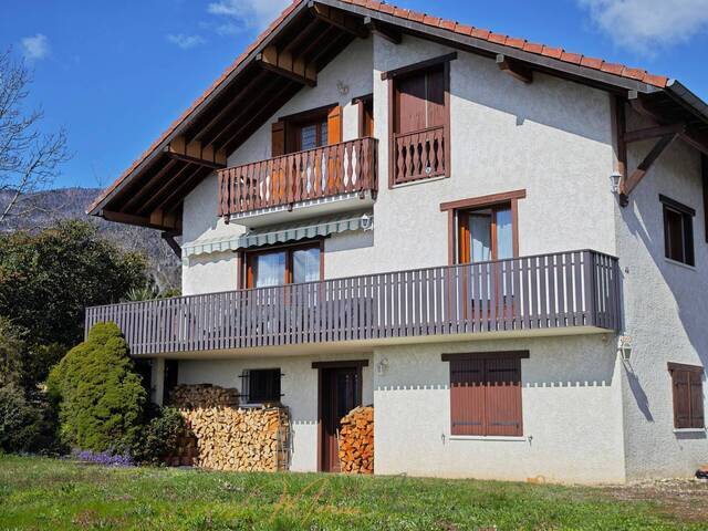 Vente Maison individuelle 6 pièces 123 m² Saint-Jean-de-Gonville 01630