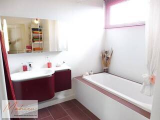 Sold Apartment t4 101 m² Prévessin-Moëns 01280