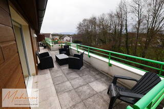 Sold Apartment t4 101 m² Prévessin-Moëns 01280