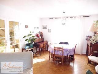 Sold House 5 rooms 106 m² Versonnex 01210