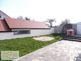 Sold House 3 rooms 65 m² Péron 01630