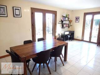 Sold Individual house 5 rooms 151.34 m² Thoiry 01710
