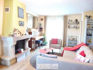 Vendu Maison 5 pièces 106 m² Versonnex 01210