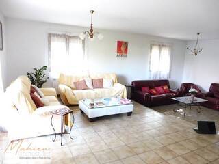 Vendu Maison individuelle 5 pièces 138 m² Cessy 01170
