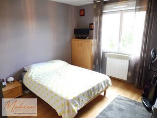Vendu Appartement t3 75 m² Thoiry 01710