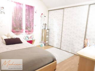 Vendu Maison mitoyenne 5 pièces 100 m² Cessy 01170