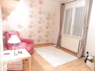 Vendu Maison mitoyenne 5 pièces 100 m² Cessy 01170
