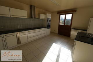 Vendu Maison individuelle 5 pièces 200 m² Prévessin-Moëns 01280