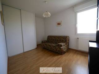 Vendu Maison mitoyenne 6 pièces 131 m² Saint-Genis-Pouilly 01630