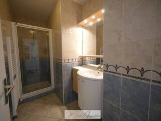 Vendu Maison mitoyenne 6 pièces 131 m² Saint-Genis-Pouilly 01630