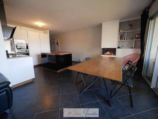 Vendu Appartement 4 pièces 85 m² Ornex 01210