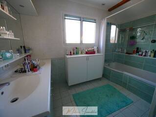 Vendu Maison individuelle 6 pièces 152 m² Chevry 01170