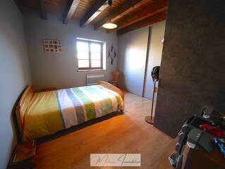 Vendu Maison individuelle 5 pièces 189 m² Gex 01170