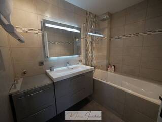 Vendu Appartement duplex 4 pièces 107 m² Divonne-les-Bains 01220
