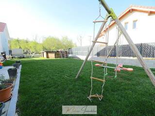 Vendu Maison 5 pièces 125 m² Prévessin-Moëns 01280