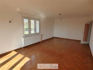 Vendu Maison individuelle 6 pièces 180 m² Gex 01170